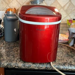 Igloo ice maker model ICE108